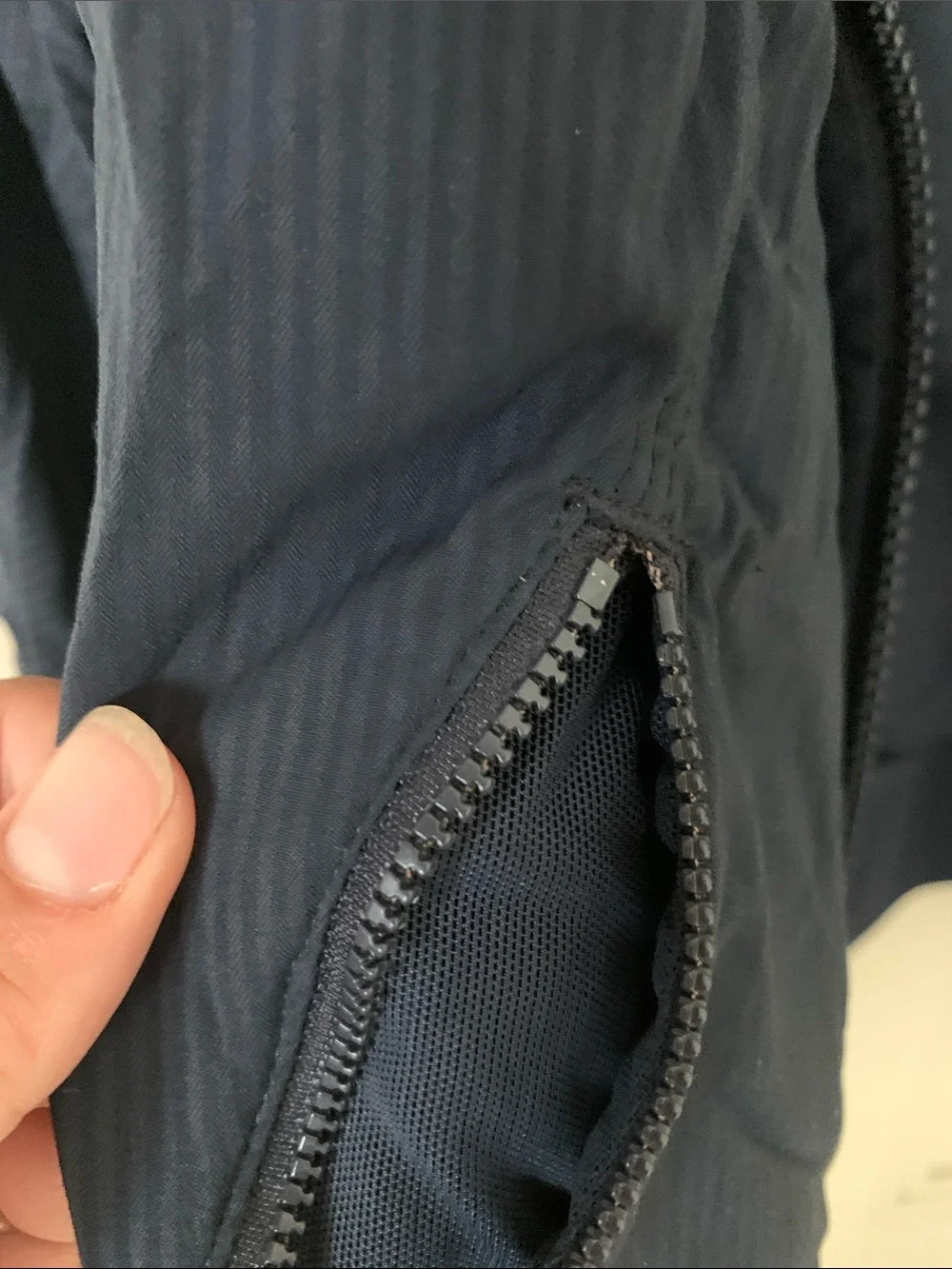 lululemon athletica lightweight fully